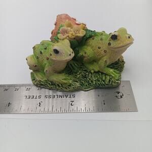 VTG Frogs Toads Mushroom Lilies Figurine Garden Sculpture Lawn Ornament Unique